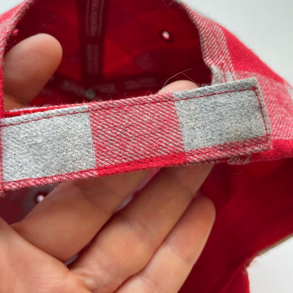 Wisconsin Badger red plaid embroidered hat. - Picture 2 of 6